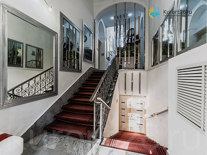 Клинический санаторий «Элорма», Кисловодск. Холл